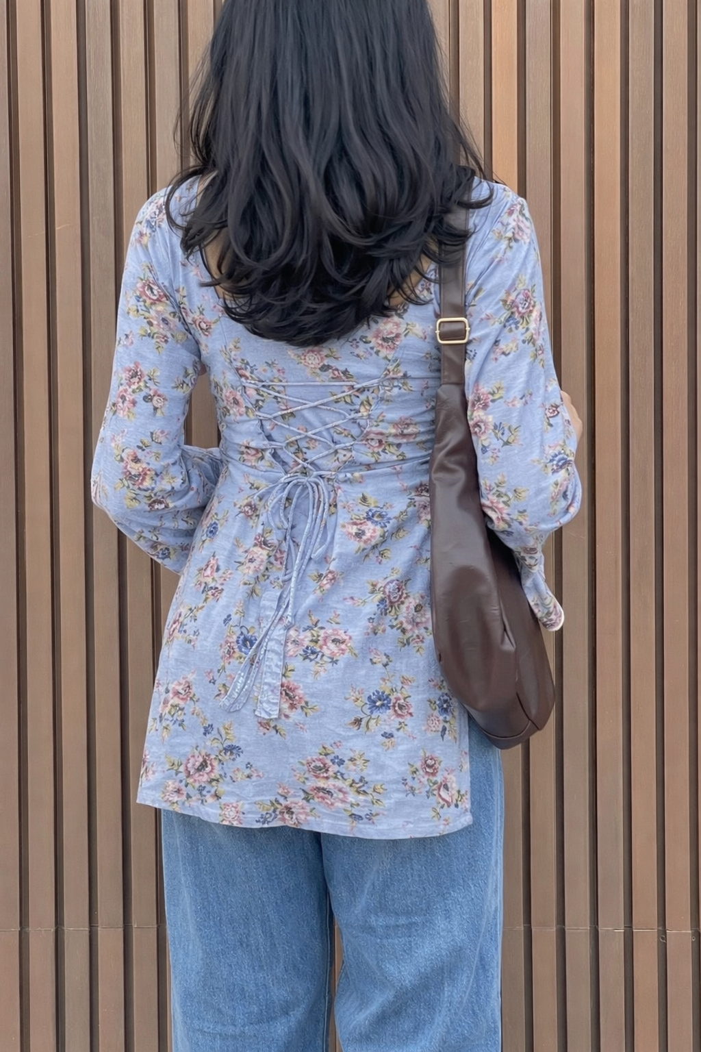 Blue short Kurt with floral detailing and corset back